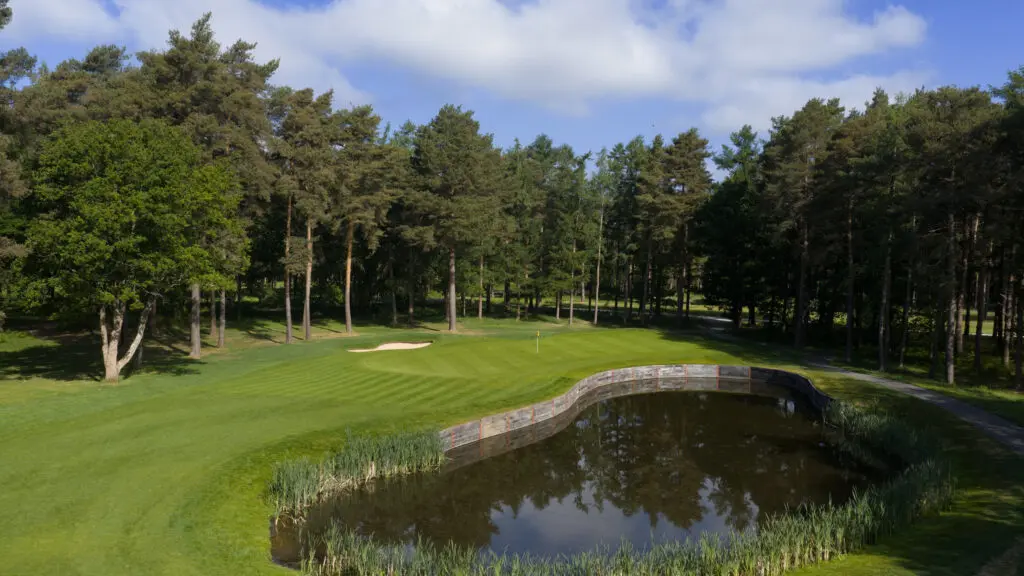 Longcross 16th1